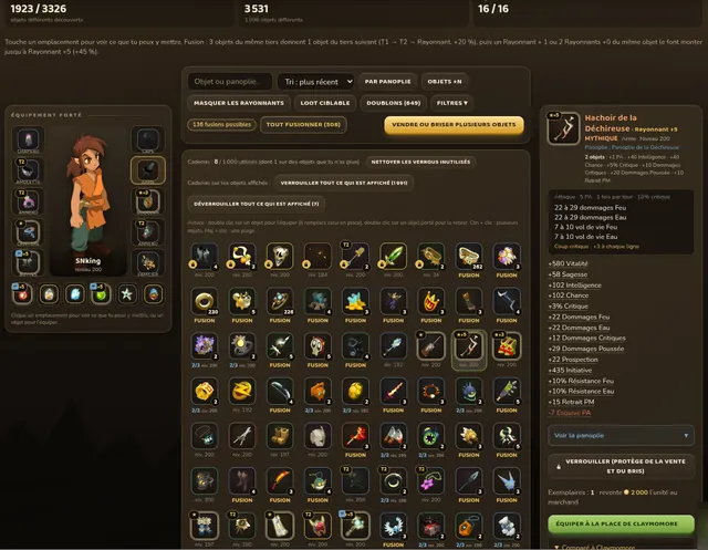 Inventaire de SNking avec la fiche ouverte de l'arme Hachoir de la Déchireuse (Mythique, Rayonnant +5) : équipement porté, filtres, grille d'objets et stats détaillées